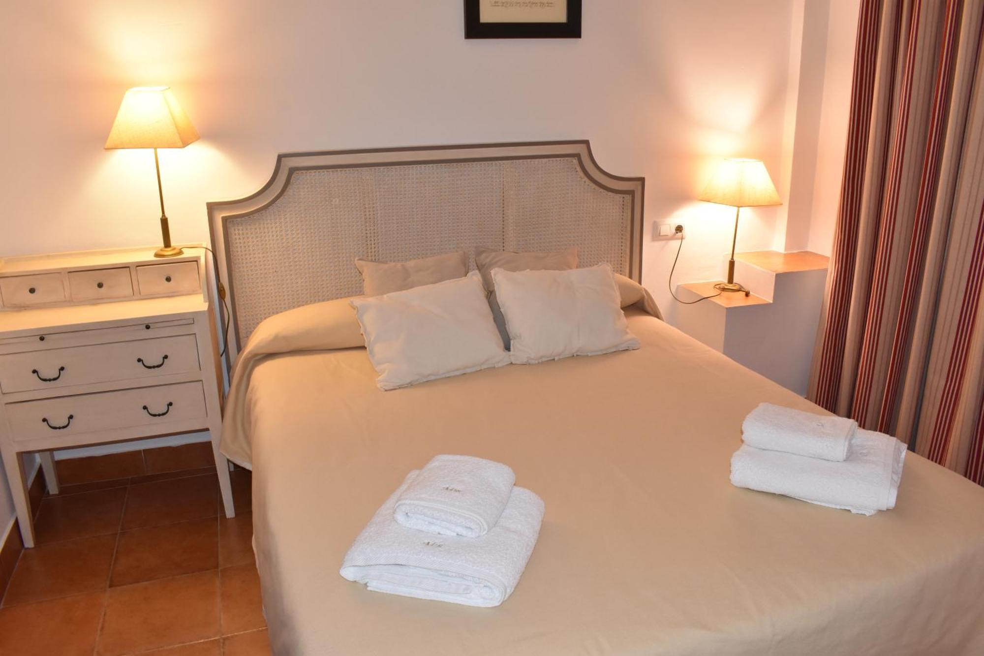 Casa Rural Almonaster La Real, Marques De Robledal Kültér fotó